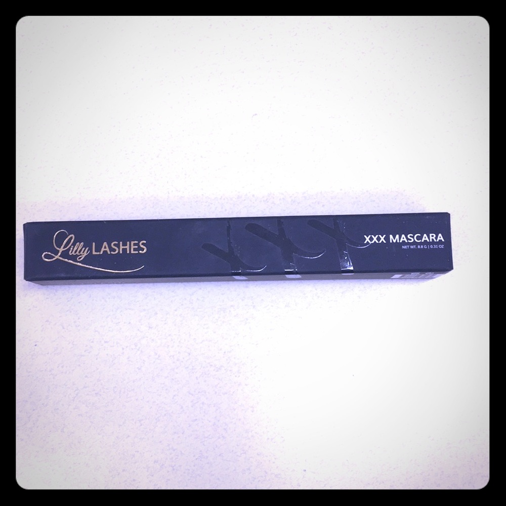 Lilly Lashes XXX Mascara